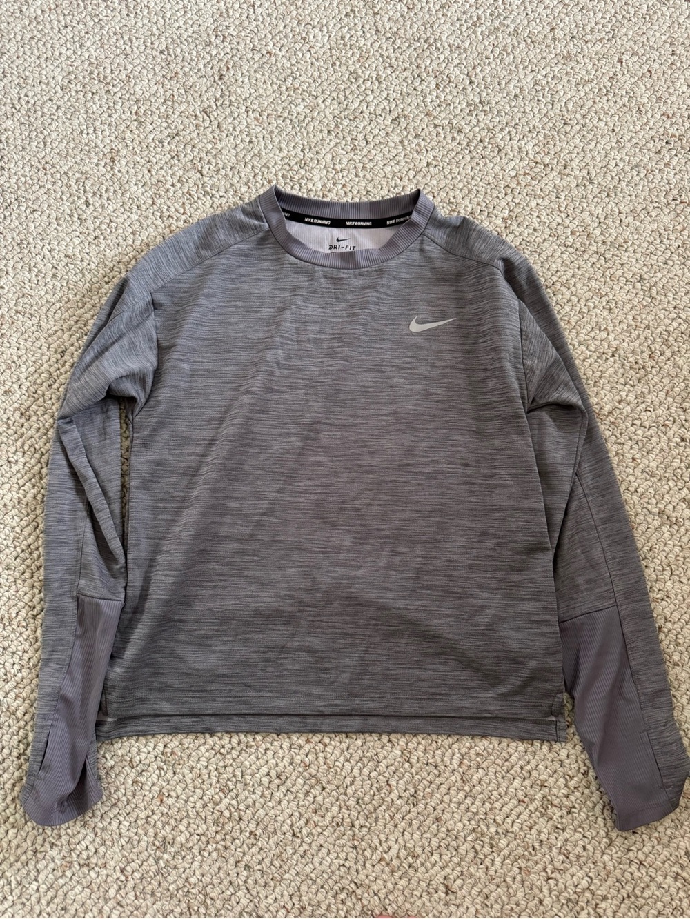 Nike Men’s Grey Long Sleeve Dri-FIT Crew Sweatshirt